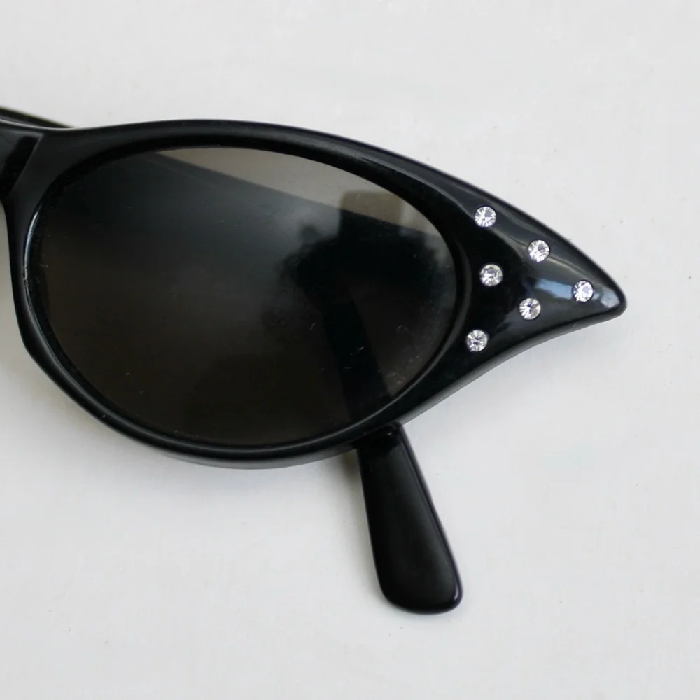 Vintage 1950's Women's Black Rhinestone Cat Eye Sunglasses - Picture 4 of 5